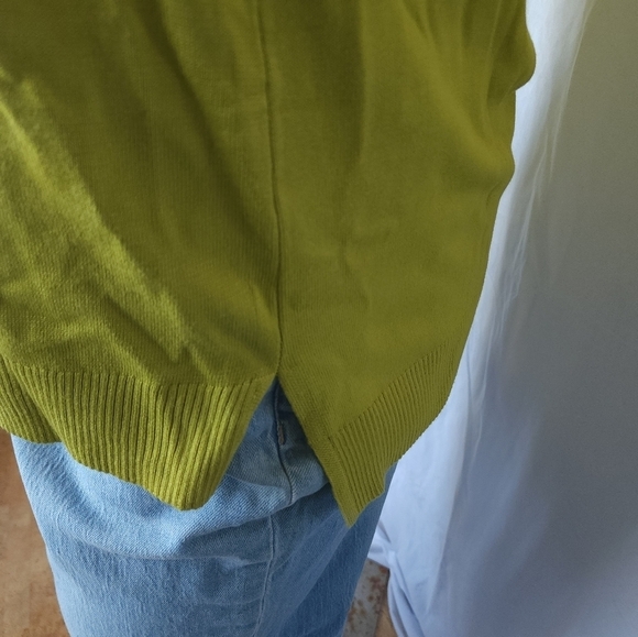 Embellished Mesh Paneled Knit Top - Picture 5 of 9